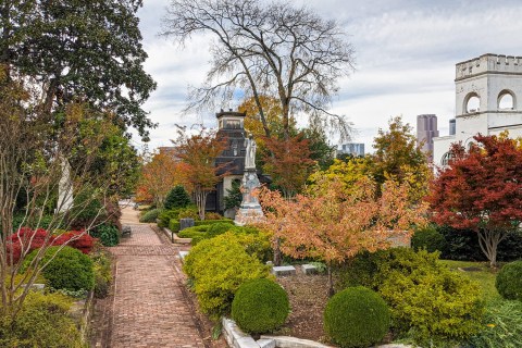 It Doesn’t Get More Halloween Than Picking Pumpkins In Atlanta's Oakland Cemetery