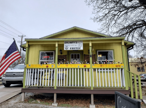 The Grooviest Place To Dine In Arkansas Is Grumpy's Peace, Love, And Coffee, A Hippie-Themed Restaurant