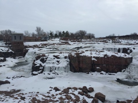 Get Ready To Bundle Up, The Farmers Almanac is Predicting Freezing Cold Temperatures This Winter In South Dakota