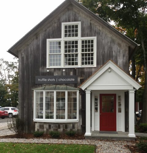 There’s A Chocolate Bar In Connecticut And It’s Just As Heavenly As It Sounds