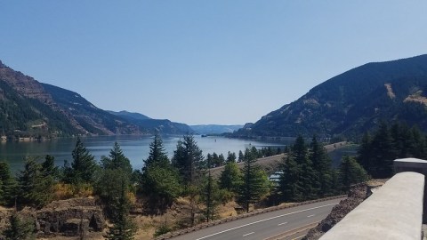 The One-Of-A-Kind Trail In Oregon With Scenic Viewpoints And Twin Tunnels Is Quite The Hike