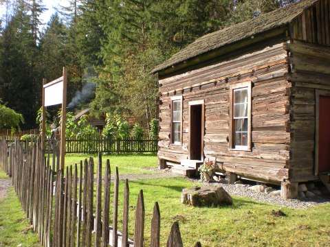 Travel Back To The 1800s At Washington's Pioneer Farm Museum