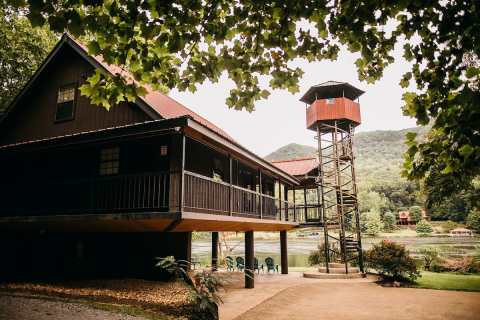 This Stunning Tennessee AirBnB Comes With Its Own Viewing Tower For Taking In The Gorgeous Views