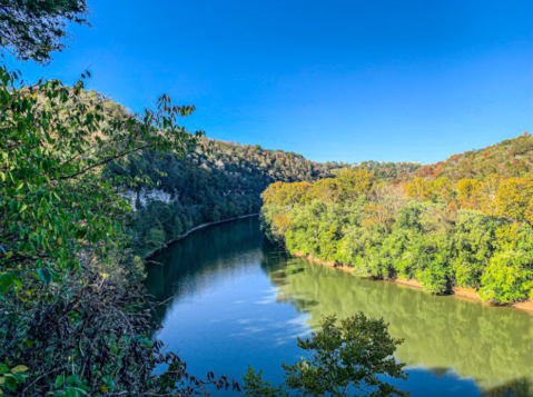 The Raven Run Red Trail In Kentucky Takes You From A Forest Sanctuary To A Scenic Overlook And Back