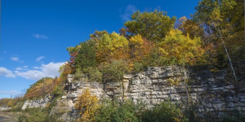 The Wisconsin Ghost Town That's Perfect For An Autumn Day Trip