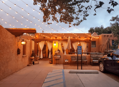 Devour A Fresh And Delicious Meal At This Restaurant On A Mesmerizing Farm In New Mexico