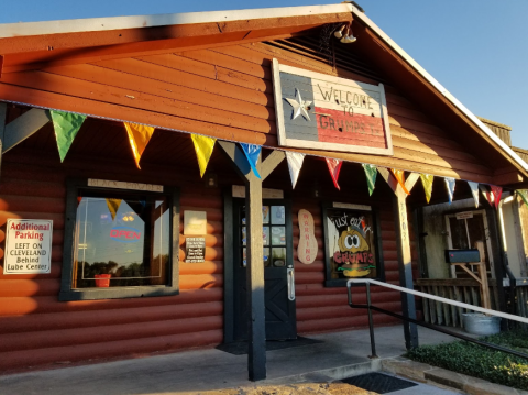 The Roadside Hamburger Hut In Texas That Shouldn’t Be Passed Up