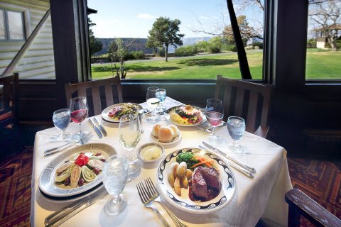 This Beautiful Bright Angel Hike In Arizona Has A Mouthwatering Restaurant Right Along The Trail