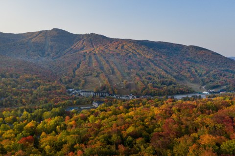 This Ski Resort In New Hampshire Might Be Even Better In The Fall When The Hiking Trails Are At Peak Beauty