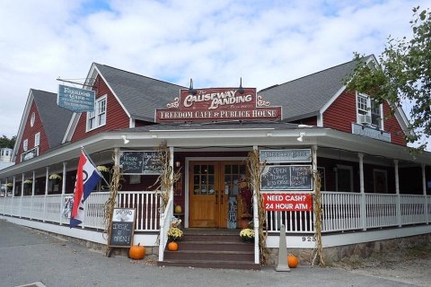 The Triple By-Pass Burger At Freedom Cafe & Pub In Maine Is Insane And Outrageously Delicious