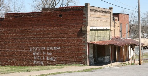 The Ghost Town Near Nashville That's Perfect For An Autumn Day Trip