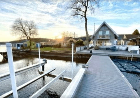 Enjoy The Fall Foliage And Relax In A Hot Tub With A Stay At This Lakefront New Jersey Cottage