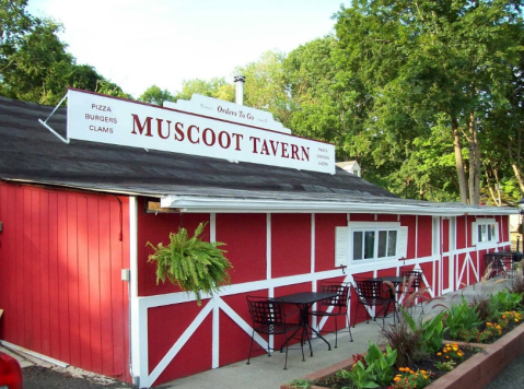 Blink And You'll Miss These 5 Tiny But Mighty Restaurants Hiding In New York