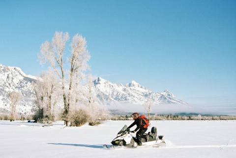 Go Dashing Through The Snow And Discover A Gorgeous Forested Hot Spring In Wyoming