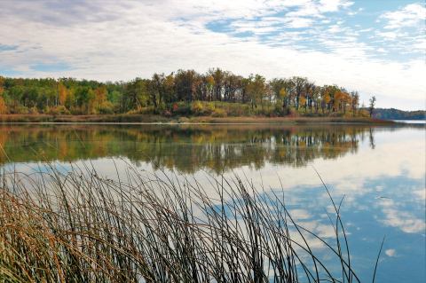 Lake Upsilon In North Dakota Has Clear Waters That Rival Ocean Coves