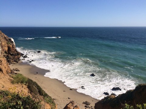 The Magnificent Point Dume Cove Trail In Southern California That Will Lead You To A Hidden Overlook