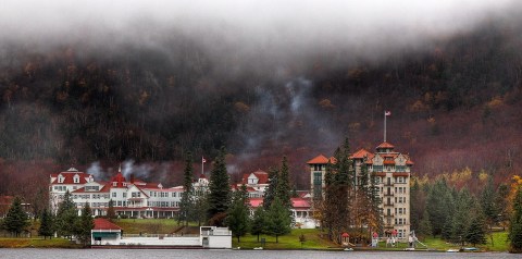 Few People Know The Real Reason Those In Dixville Notch New Hampshire Vote At Midnight