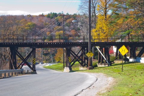 Drive Down The Scenic Sunapee Loop And Fall In Love With The Beauty Of New Hampshire All Over Again