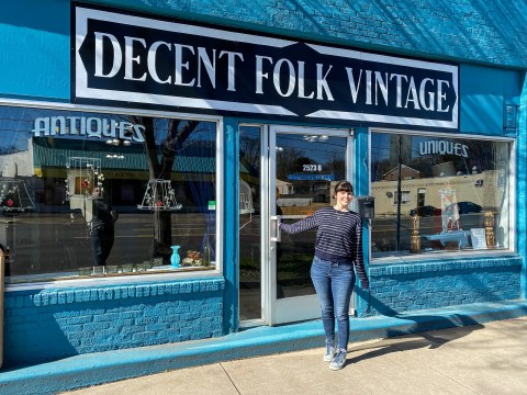 Discover A Treasure Trove Of Unique Antiques At Decent Folk Vintage In Nashville