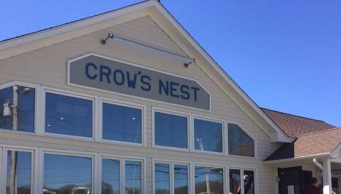 The Crows Nest Restaurant In Rhode Island Is Off The Beaten Path But So Worth The Journey