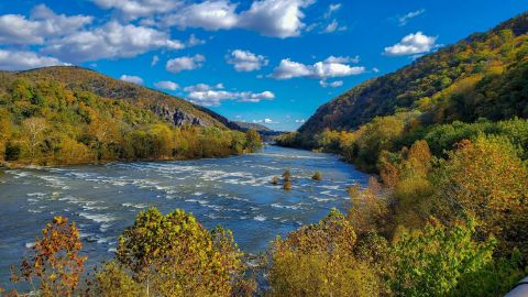 Loudoun Heights Trail Is A Gorgeous Forest Trail In West Virginia That Will Take You To A Hidden Overlook