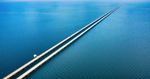 The Longest Bridge Near New Orleans Has A Truly Fascinating Backstory