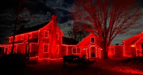 This Haunted Holiday House In South Carolina Will Give You A Very Creepy Christmas