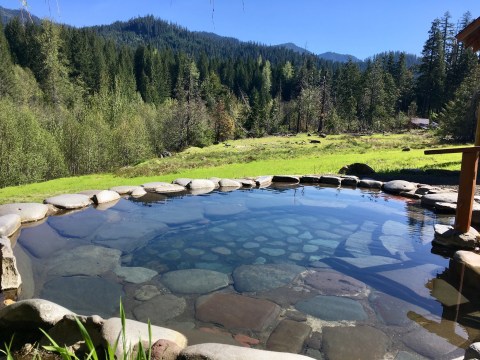 Enjoy A Digital Detox At Breitenbush Hot Springs, An Off-The-Grid Hot Springs Retreat In Oregon