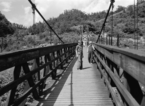 These 10 Candid Photos Show What Life Was Like In Kentucky In the 1940s