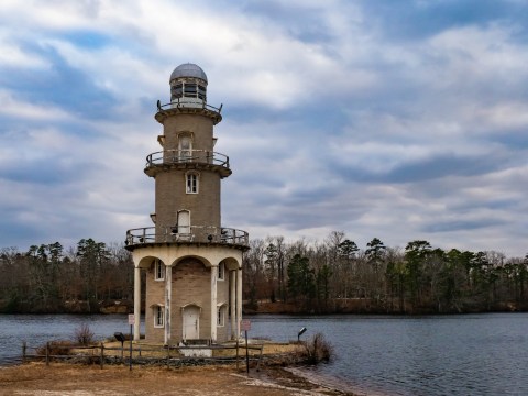 This 130-Mile Road Trip Leads To Some Of The Most Scenic Parts Of New Jersey, No Matter What Time Of Year It Is