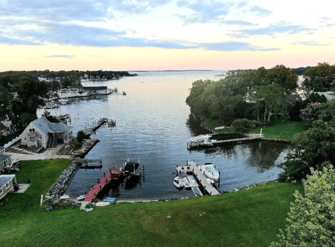 This Chesapeake Cottage Airbnb In Maryland Comes With Its Own Private Lake Access