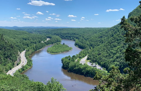 12 Scenic Trails To Explore In New Jersey, One For Each Month Of The Year