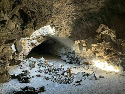 This Secluded Lava Tube In Northern California Is So Worthy Of An Adventure