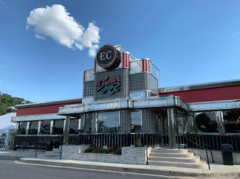 You Won't Find Better Crab Cakes Than At Maryland's EC Diner