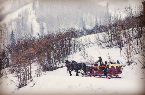 Take A Horse-Drawn Sleigh Ride To A Western-Themed Dinner At Snowed Inn In Utah