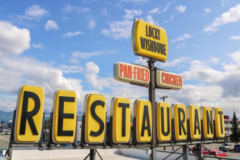 The Beloved Hole-In-The-Wall That Serves Arguably The Best Fried Chicken In All Of Alaska