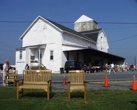 This Pennsylvania Flea Market Covers Several Acres With More Than 180 Vendors On-Site