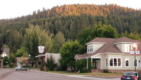 A New 600-Mile Hiking Trail Will Soon Connect 15 Marvelous Mountain Towns In Northern California