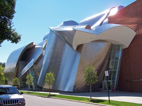 The Peter B. Lewis Building Is One Of The Weirdest Structures In All Of Cleveland