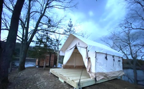 Spend The Night In An Airbnb That's An Actual Island Right Here In New York