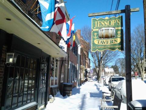 The Whole Family Will Love A Trip To Jessop's Tavern, A Colonial-Themed Restaurant In Delaware