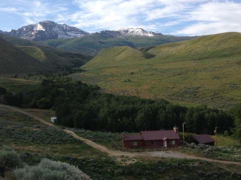 The Whole Family Will Love A Visit To This Adorable Mountainside Cabin In Nevada