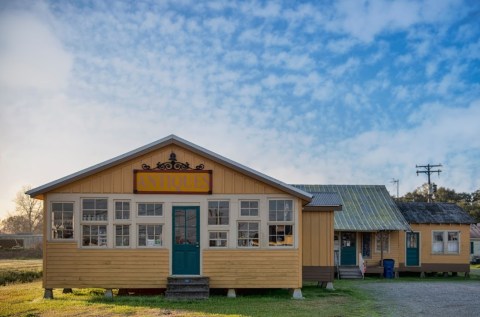 Discover A Treasure Trove Of Antiques & More At Sunset Rail Stop Flea Market In Louisiana