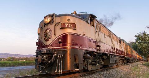 The Scenic Train Ride In Northern California That Runs Year-Round