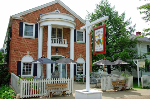 This Small Town Ohio Pub Has Some Of The Best Food In The Midwest