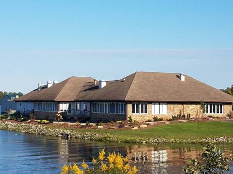 Stoll's Lakeview Restaurant Is An All-You-Can-Eat Buffet In Indiana That's Full Of Amish Flavor