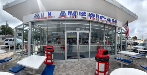 Everyone Goes Nuts For The Hamburgers At This Nostalgic Eatery In New York