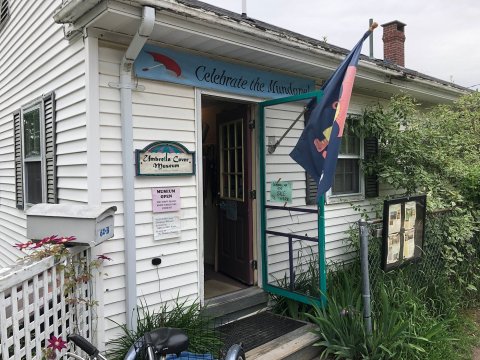 Maine Has An Entire Museum Dedicated To Umbrella Covers And It’s As Awesome As You’d Think