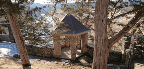 The Phelps Park Stone Overlook Is A Pretty Little Unexpected Find Tucked Away In Iowa