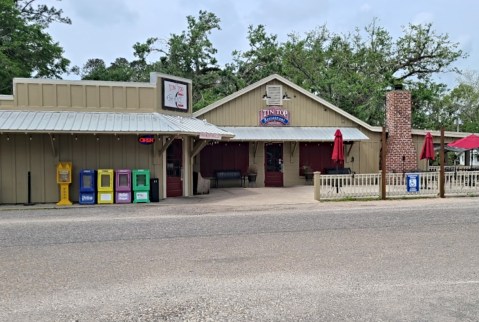 You'd Never Know Some Of The Best Steaks And Seafood In Alabama Are Hiding In The Heart Of Bon Secour